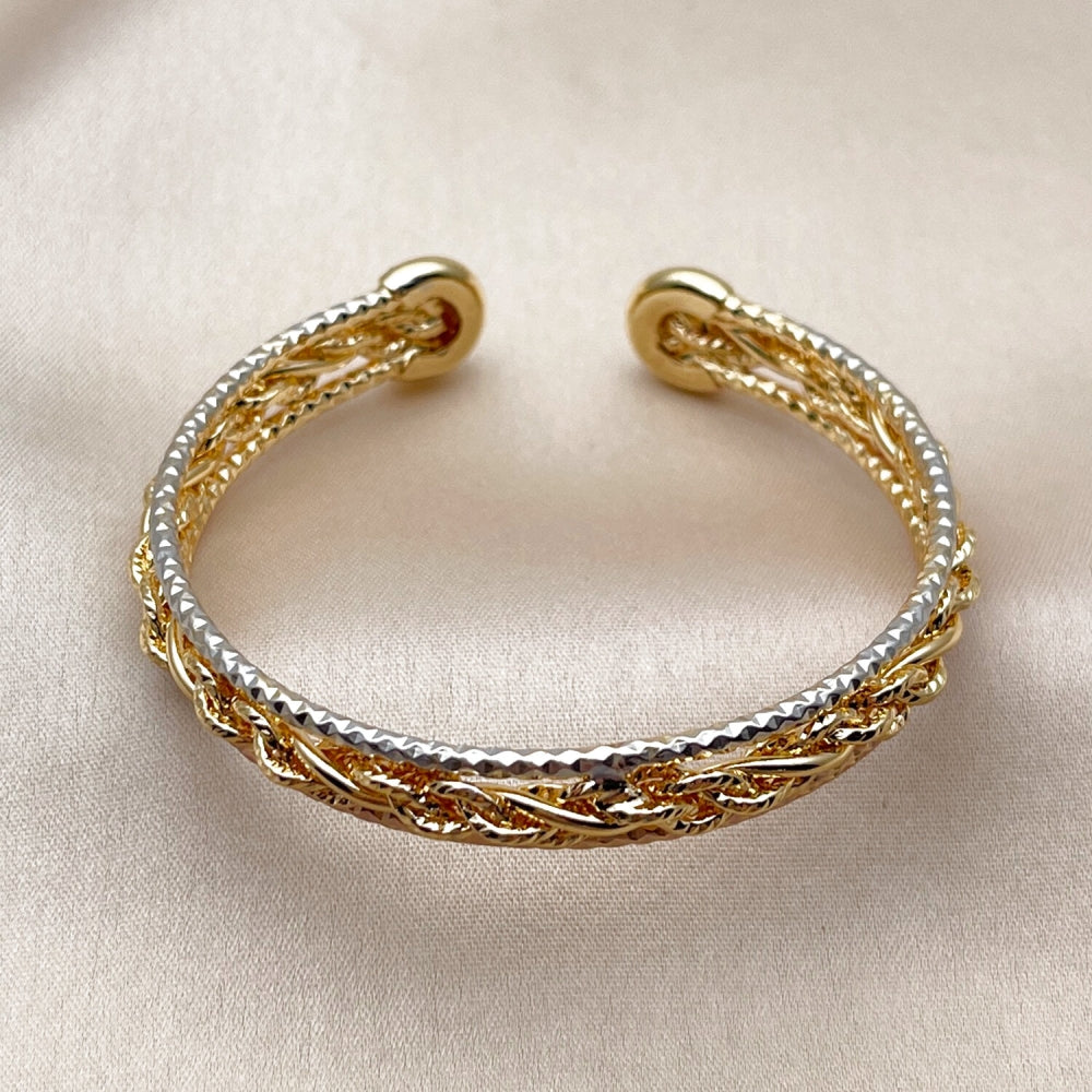 Oro Laminado Individual Bangle, Gold Filled Style Twist Design, Polished, Tricolor
