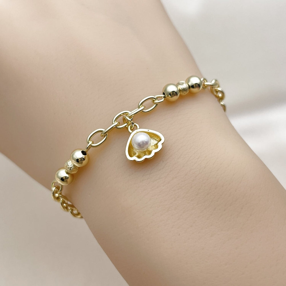 Oro Laminado Charm Bracelet, Gold Filled Style Shell and Ball Design, with Ivory Pearl, Polished, Golden Finish