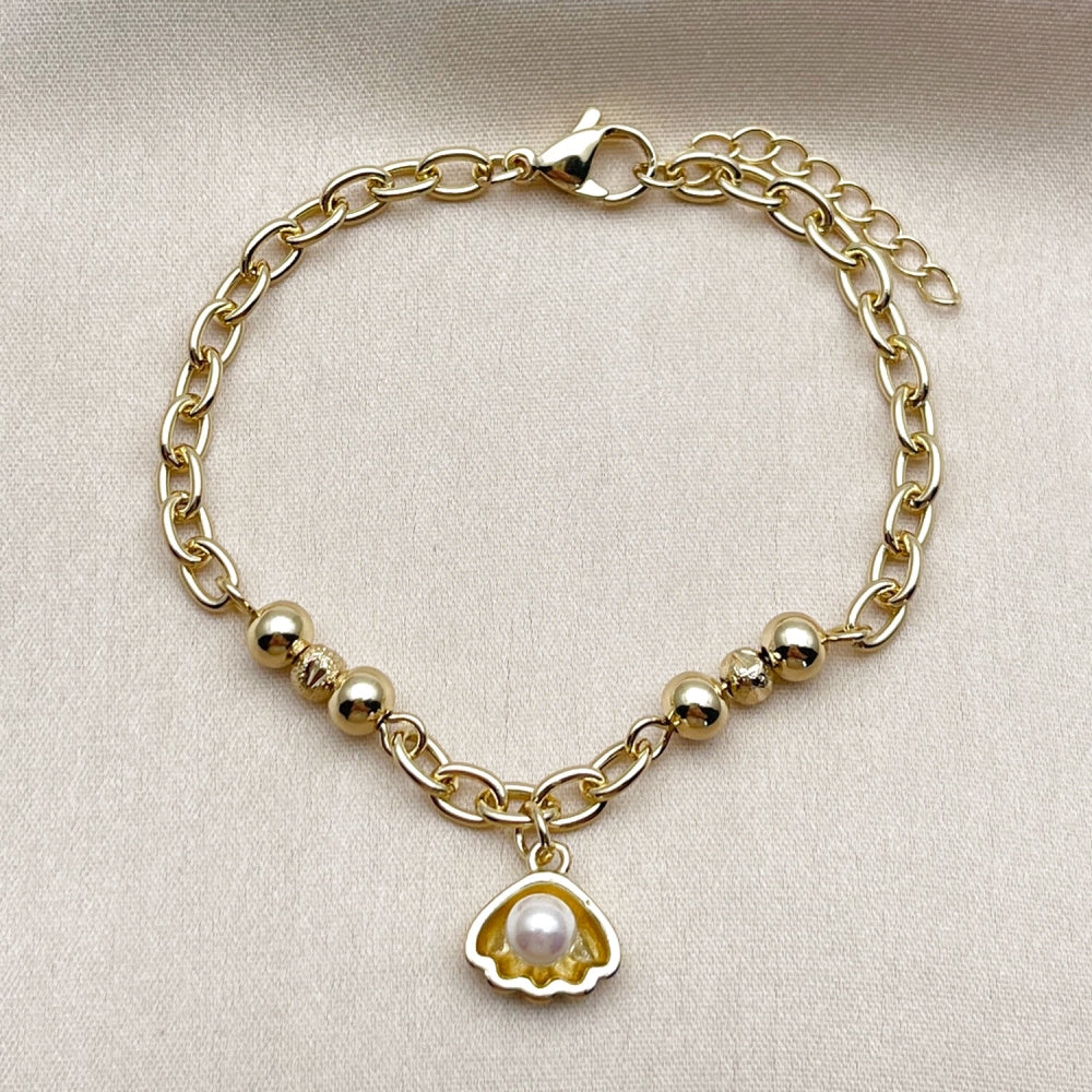Oro Laminado Charm Bracelet, Gold Filled Style Shell and Ball Design, with Ivory Pearl, Polished, Golden Finish