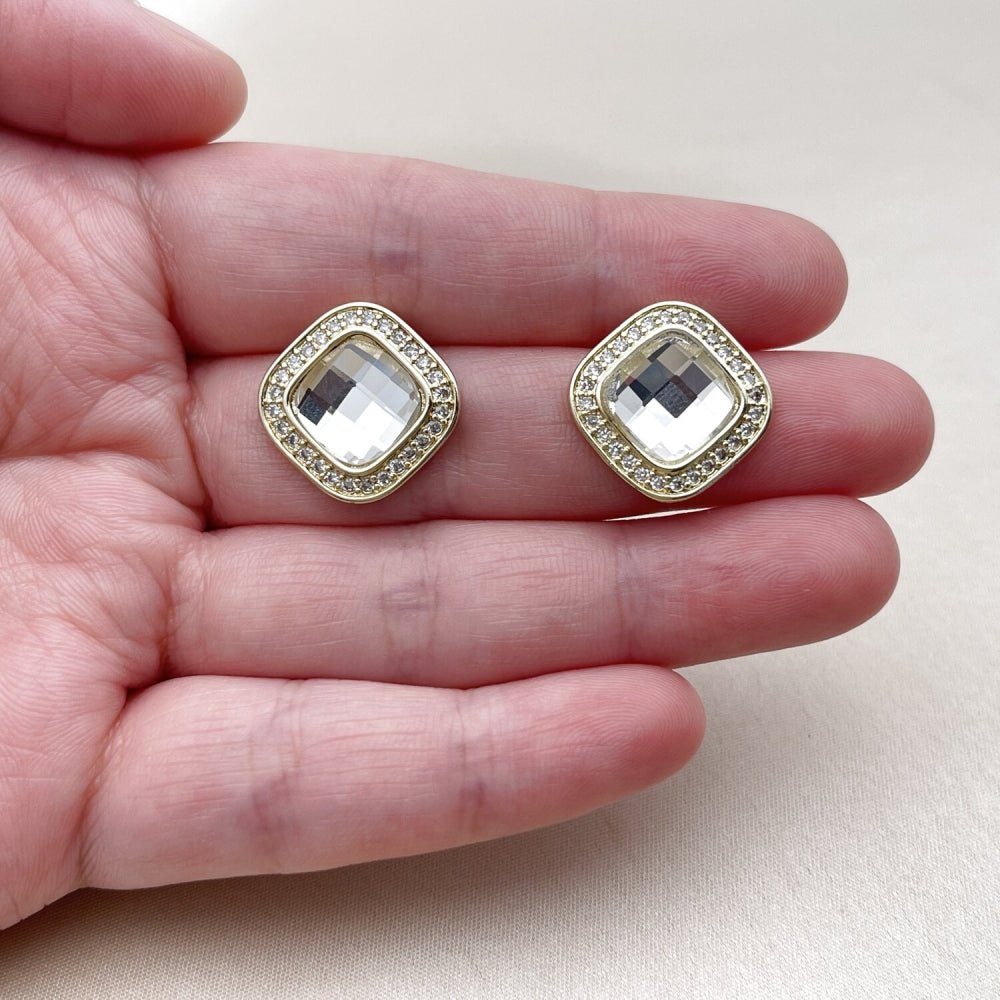 Oro Laminado Stud Earring, Gold Filled Style Cluster Design, with White Crystal and White Cubic Zirconia, Polished, Golden Finish