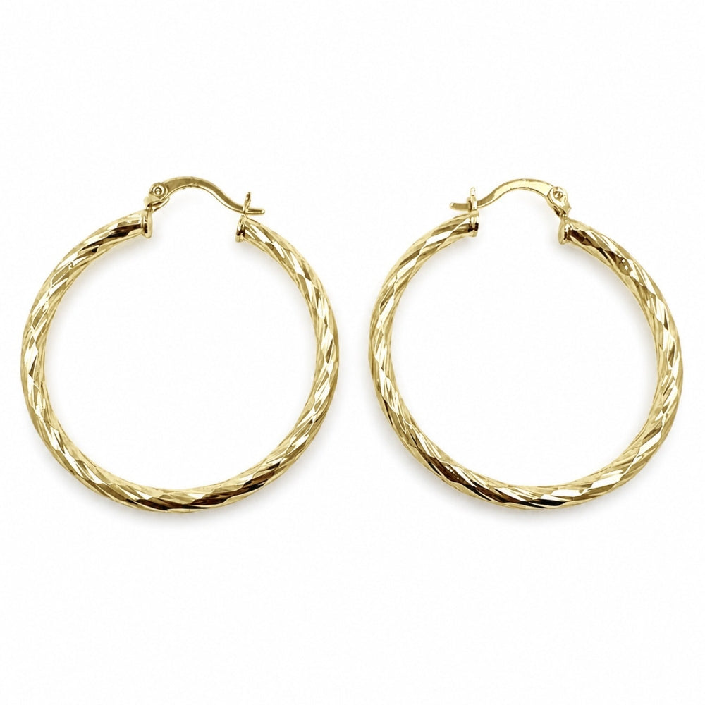 Oro Laminado Large Hoop, Gold Filled Style Hollow Design, Diamond Cutting Finish, Golden Finish