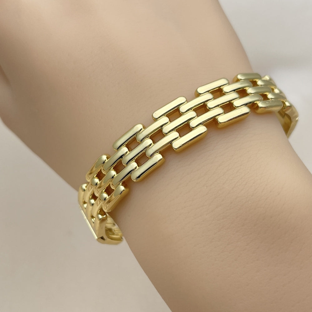 Stainless Steel Individual Bangle, Belt Buckle Design, Polished, Golden Finish