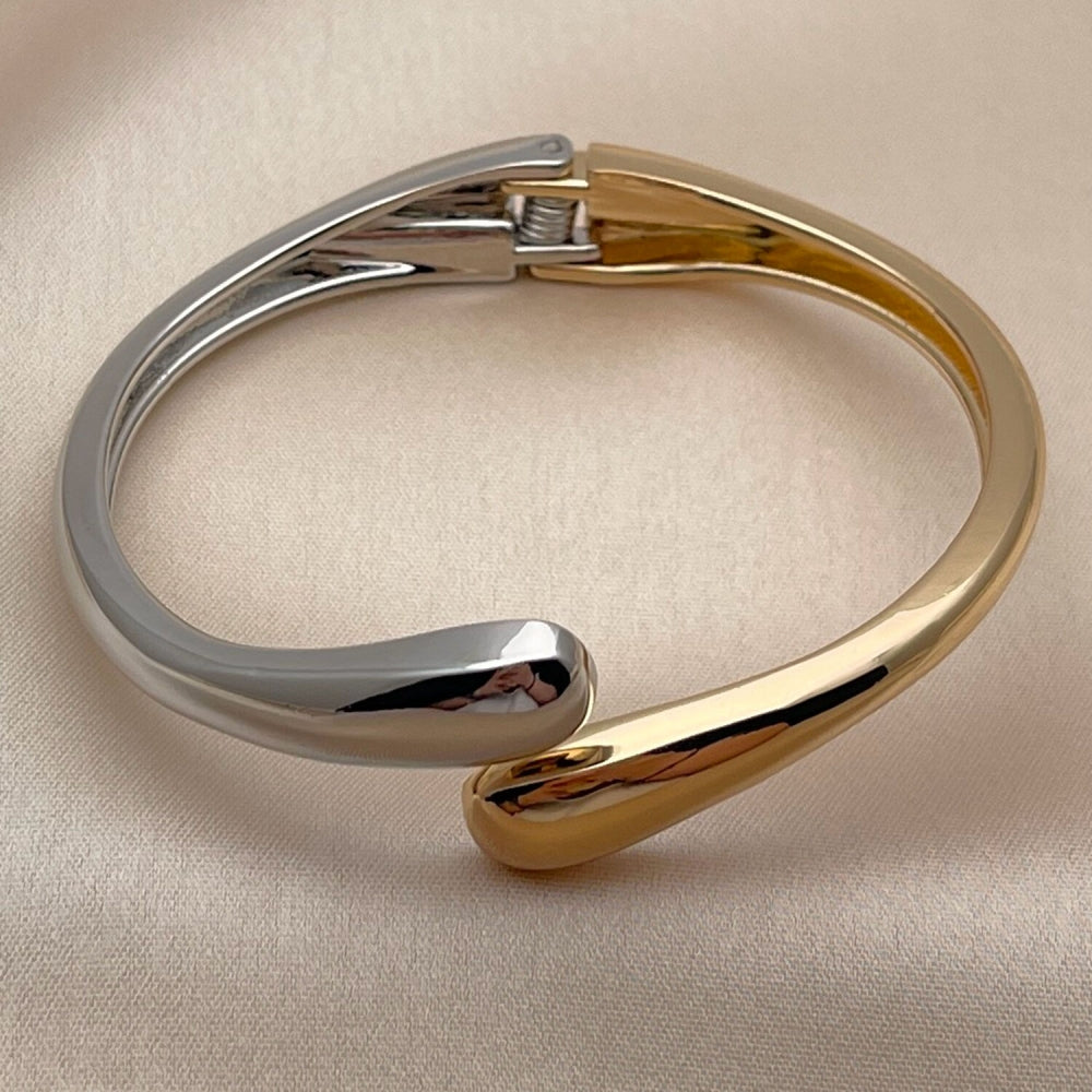 Oro Laminado Individual Bangle, Gold Filled Style Teardrop Design, Polished, Two Tone
