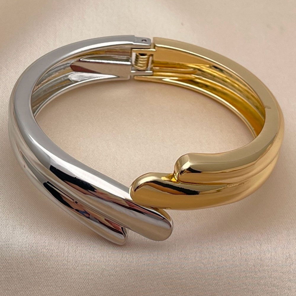 Oro Laminado Individual Bangle, Gold Filled Style Polished, Two Tone
