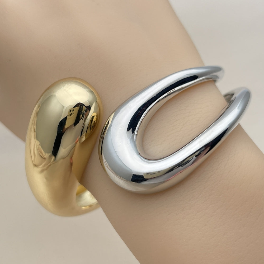 Oro Laminado Individual Bangle, Gold Filled Style Teardrop Design, Polished, Two Tone