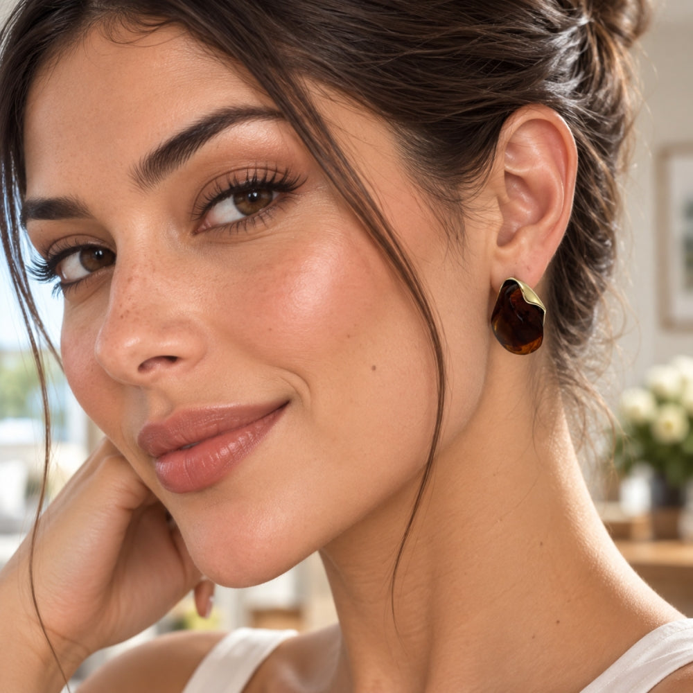 Oro Laminado Stud Earring, Gold Filled Style Teardrop Design, Brown Resin Finish, Golden Finish