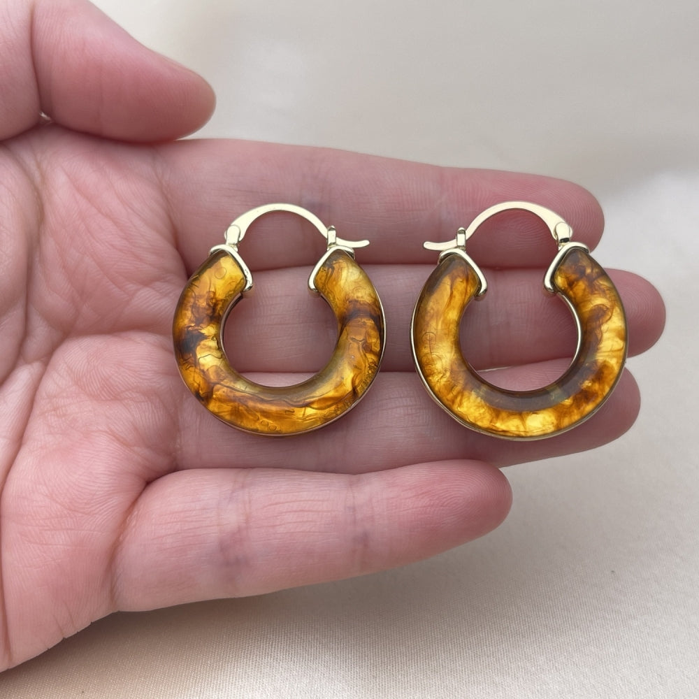 Oro Laminado Medium Hoop, Gold Filled Style Brown Resin Finish, Golden Finish