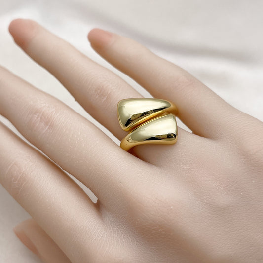 Oro Laminado Elegant Ring, Gold Filled Style Chunky Design, Polished, Golden Finish