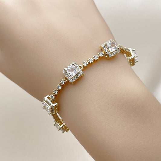 Oro Laminado Tennis Bracelet, Gold Filled Style Cluster Design, with White Cubic Zirconia, Polished, Golden Finish