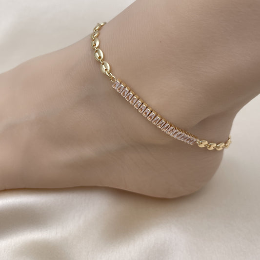 Oro Laminado Fancy Anklet, Gold Filled Style Puff Mariner and Baguette Design, with White Cubic Zirconia, Polished, Golden Finish