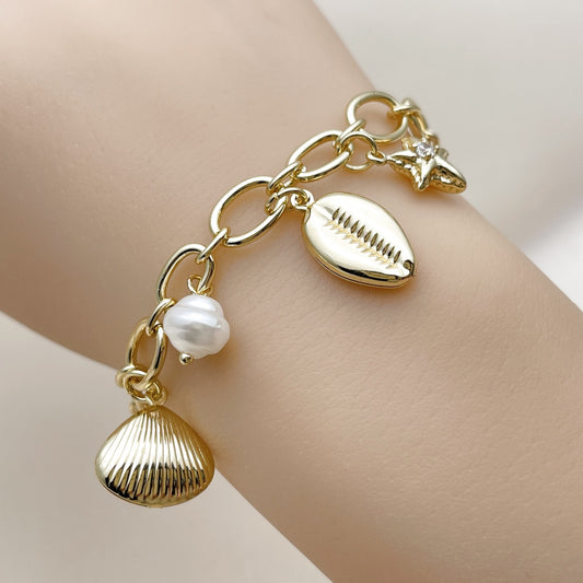 Oro Laminado Charm Bracelet, Gold Filled Style Shell and Star Design, with Ivory Pearl and White Cubic Zirconia, Polished, Golden Finish