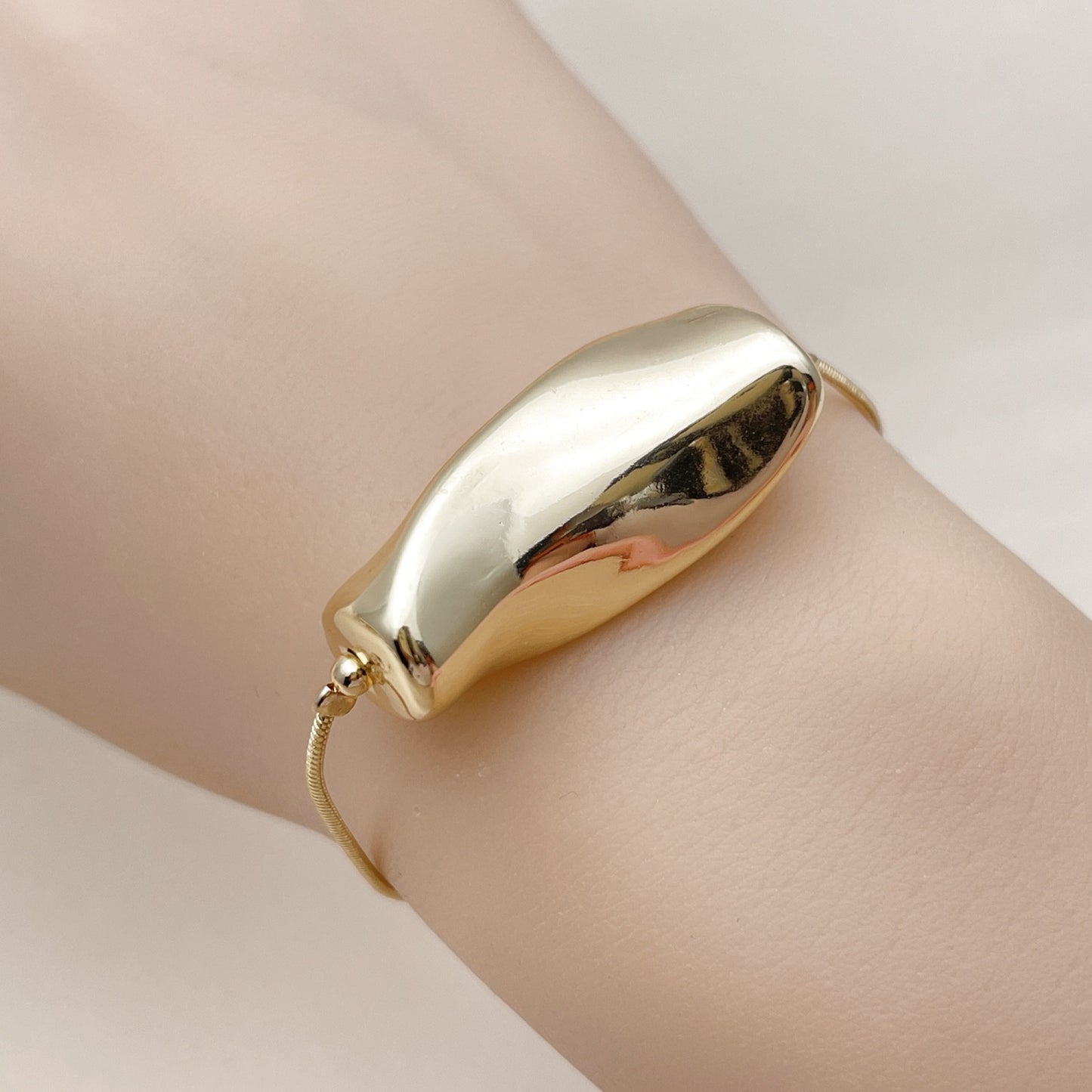 Oro Laminado Fancy Bracelet, Gold Filled Style Rat Tail Design, Polished, Golden