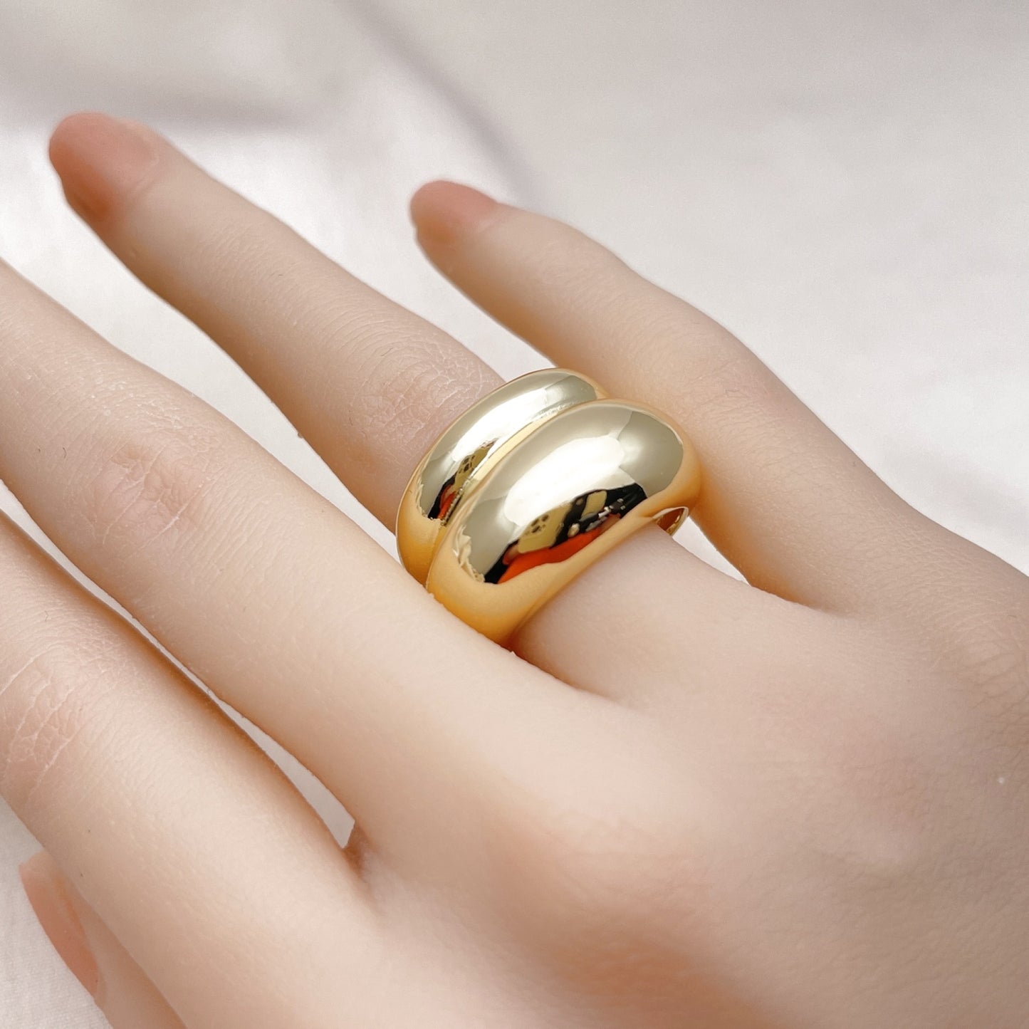 Oro Laminado Elegant Ring, Gold Filled Style Chunky Design, Polished, Golden Finish