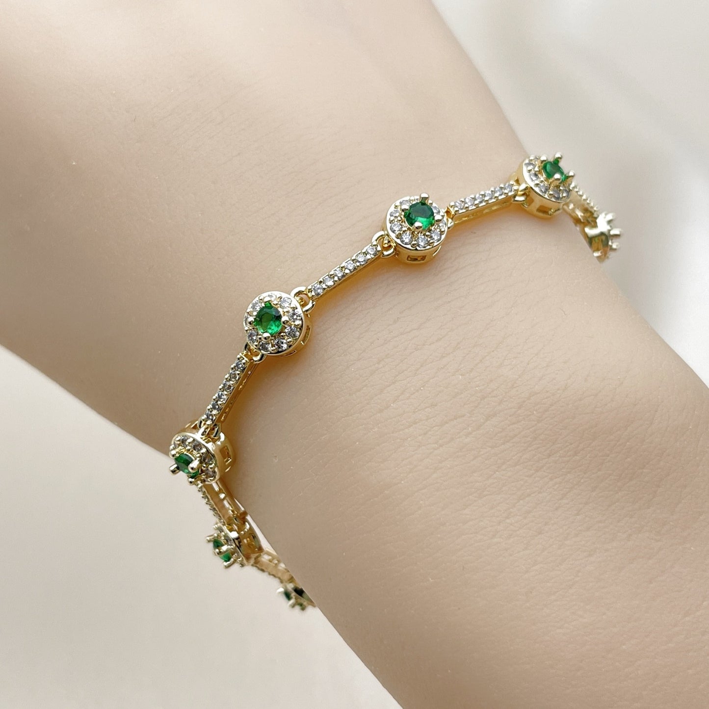 Oro Laminado Tennis Bracelet, Gold Filled Style Cluster Design, with Green and White Cubic Zirconia, Polished, Golden