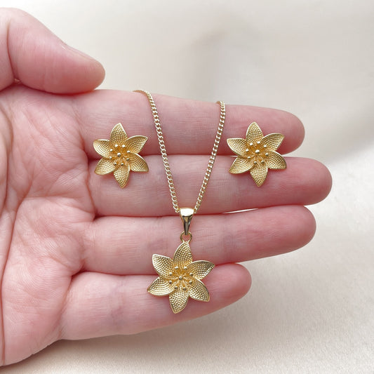 Oro Laminado Earring and Pendant Adult Set, Gold Filled Style Flower Design, Matte Finish