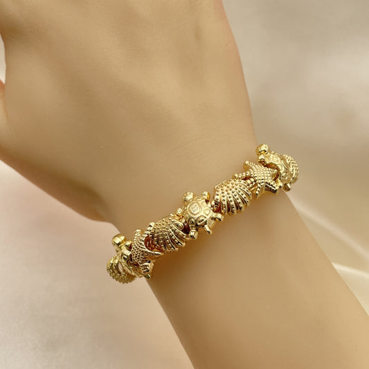 Oro Laminado Fancy Bracelet, Gold Filled Style Turtle and Shell Design, Polished, Golden Finish