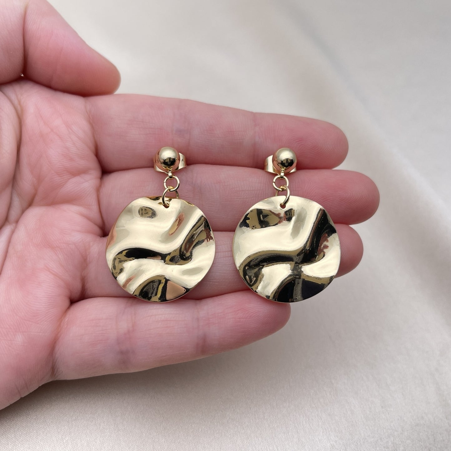 Oro Laminado Dangle Earring, Gold Filled Style Chunky Design, Polished, Golden Finish