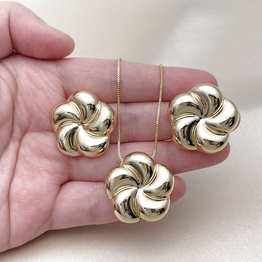 Oro Laminado Earring and Pendant Adult Set, Gold Filled Style Flower and Hollow Design, Polished, Golden